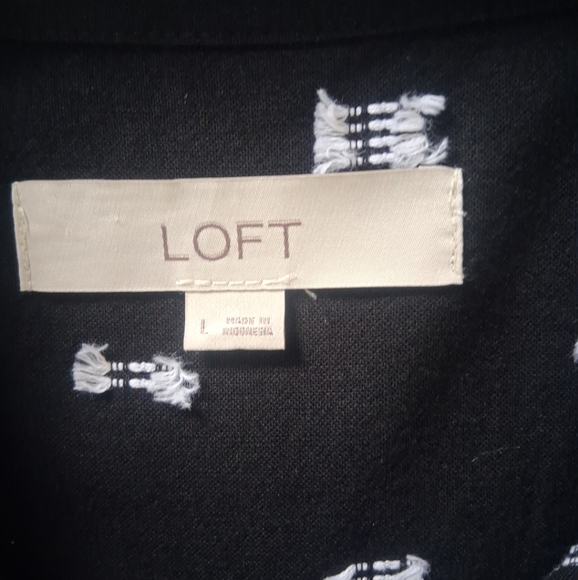 LOFT Black Button-Up Long Sleeve Shirt White Embroidery Accents Preppy Boho Sz L - Picture 3 of 15